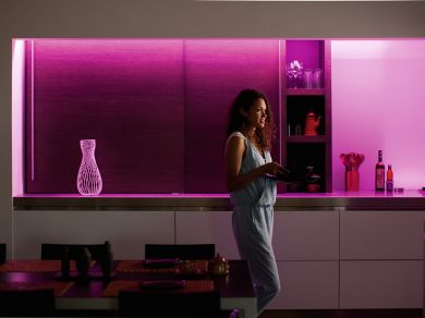 Philips Hue LED Lenta Lightstrip Plus V4 pamatkomplekts, 2 metri, White and Color Ambiance 929002269101 | Elektrika.lv