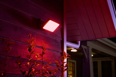 Philips Hue Discover outdoor floodlight White and color ambiance 1743530P7 915005731401 | Elektrika.lv