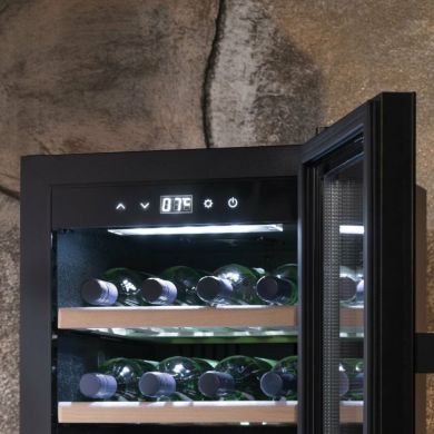 Caso Design WineExclusive 38 Brīvstāvošs vīna ledusskapis, melns 00721 | Elektrika.lv