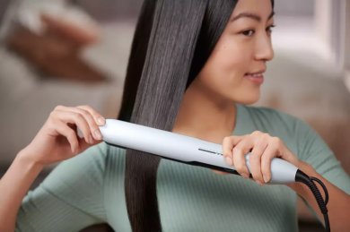 Philips Philips | Hair Straitghtener | BHS520/00 | Warranty 24 month(s) | Ceramic heating system | Ionic function | Display LED | Temperature (min)  °C | Temperature (max) 230 °C | Number of heating levels 12 | Pale Blue BHS520/00