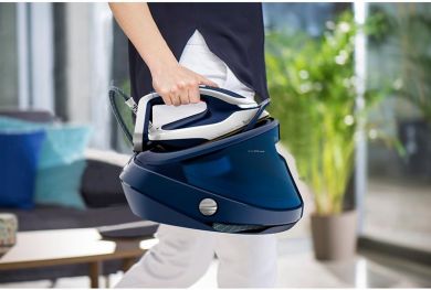 Tefal TEFAL | Steam Station | GV9812 Pro Express | 3000 W | 1.2 L | 8.1 bar | Auto power off | Vertical steam function | Calc-clean function | Blue GV9812