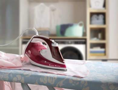 GORENJE Gorenje | Steam Iron | SIH2200RBC | Steam Iron | 2200 W | Water tank capacity 280 ml | Continuous steam 30 g/min | Red/White SIH2200RBC
