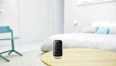  Motorola | Audio Baby Monitor | PIP10 | DECT Wireless Technology; High sensitivity microphone and crystal clear sound; Low Battery Alert; Mute/sound detection alert; Portable parent unit | White PIP10