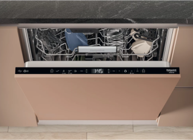 Hotpoint Built-in | Dishwasher | H8I HT40 L | Width 60 cm | Number of place settings 14 | Number of programs 8 | Energy efficiency class C | Display | Does not apply H8I HT40 L
