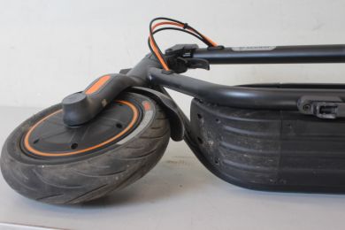 Segway SALE OUT. Ninebot by Segway Kickscooter F40I, Dark Grey/Orange | Segway | Kickscooter F40I Powered by Segway | Up to 25 km/h | 10 " | Dark Grey/Orange | USED AS DEMO, DIRTY, SCTRATCHED | Segway | Kickscooter F40I Powered by Segway | Up to 25 km/h | 1 AA.00.0013.10SO