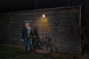 LEDVANCE LED Floodlight with sensor, dark grey (matt) ENDURA&reg; PRO SPOT SENSOR 8W 4000K 750Lm IP55 IK05 840 DG 4058075228887 | Elektrika.lv