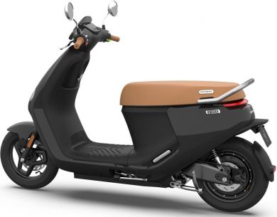 Segway Elektriskais motorolleris Ninebot E125S, melns AA.50.0009.60 | Elektrika.lv