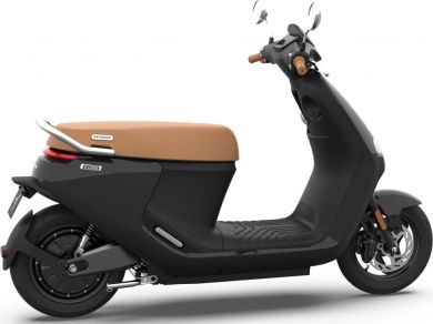 Segway Elektriskais motorolleris Ninebot E125S, melns AA.50.0009.60 | Elektrika.lv