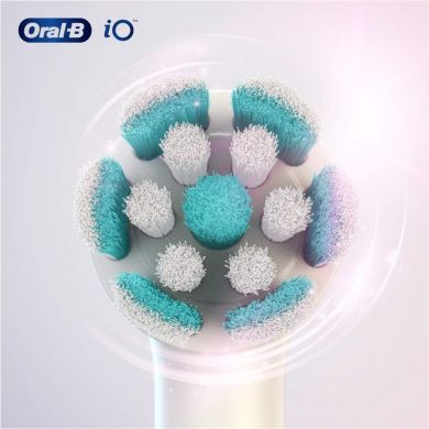 Oral-B Oral-B | Cleaning Replaceable Toothbrush Heads | iO refill Gentle | Heads | For adults | Number of brush heads included 4 | White IO REFILL GENTLE CLE