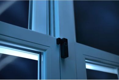 Philips Hue Secure contact sensor, black 929003563803 | Elektrika.lv