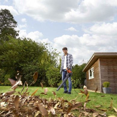  BLACK & DECKER | BEBLV301-QS | Leaf Blower BEBLV301-QS