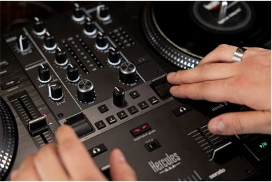  Hercules DJControl Impulse T7 | USB connectivity 4769272