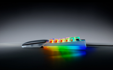 Razer Razer Hot-swappable Mechanical Gaming Keyboard | BlackWidow V4 75% | Gaming Keyboard | Wired | US | Phantom White Edition | USB Type-C | Razer Mechanical Switches (Tactile) RZ03-05003500-R3M1