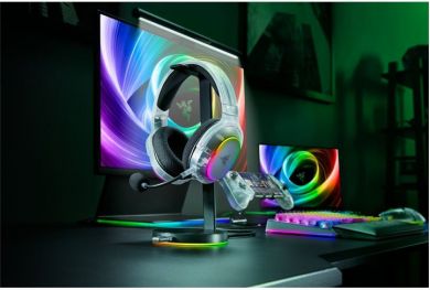 Razer Razer Multi-Platform Gaming Headset | Barracuda X Chroma | Bluetooth | Over-Ear | Microphone | Wireless | Phantom White Edition RZ04-05220400-R3M1
