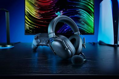 Razer Razer | BlackShark V3 for PlayStation | Bluetooth | Over-Ear | Microphone | Wireless | Black RZ04-05410300-R3G1