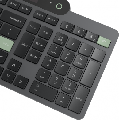 Lenovo Lenovo | Self-Charging | Keyboard | Bluetooth | Lithuanian | Black 4Y41R69502