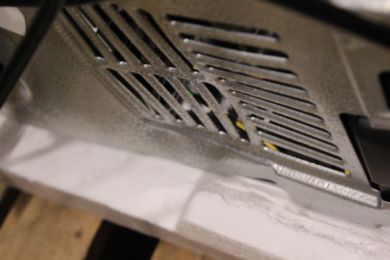 Midea SALE OUT. Midea MDRE554FGD01D Refrigerator, D, Built-in, Combi, Height 195,3 cm, Fridge net 293L, Freezer net 105L, White | SALE OUT. Midea DAMAGED PACKAGING, DENT SIDE CORNER, BENT GRILLES ON THE BACK MDRE554FGD01DSO