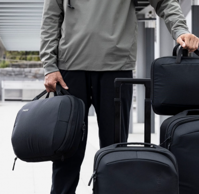 Thule Thule | TSBB401 Subterra 2 | Hybrid Travel Bag, 15L | Fits up to size 16 " | Carry-on luggage | Dark Slate TSBB401 DARK SLATE