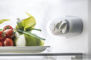 Candy Candy | Refrigerator | CCG1L314EW | Energy efficiency class E | Free standing | Combi | Height 144 cm | Fridge net capacity 109 L | Freezer net capacity 48 L | 39 dB | White CCG1L314EW