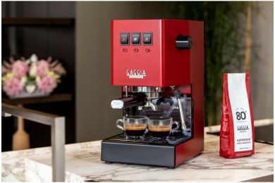  Gaggia | Coffee Maker | RI9481/12 Classic E24 | Pump pressure 15 bar | Built-in milk frother | Semi-automatic | Cherry Red RI9481/12
