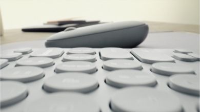 Logitech KEYBOARD +MOUSE COMBO PEBBLE 2/WHITE 920-012240 LOGITECH 920-012240 | Elektrika.lv